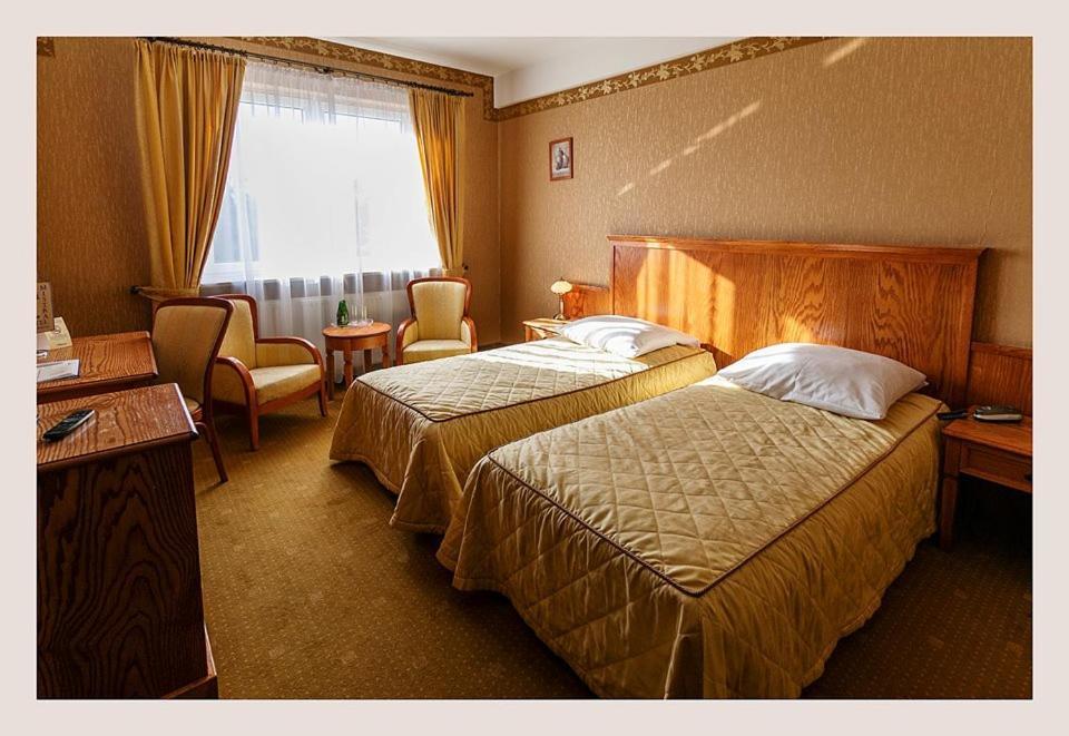 Hotel Mistral 马尔基 外观 照片
