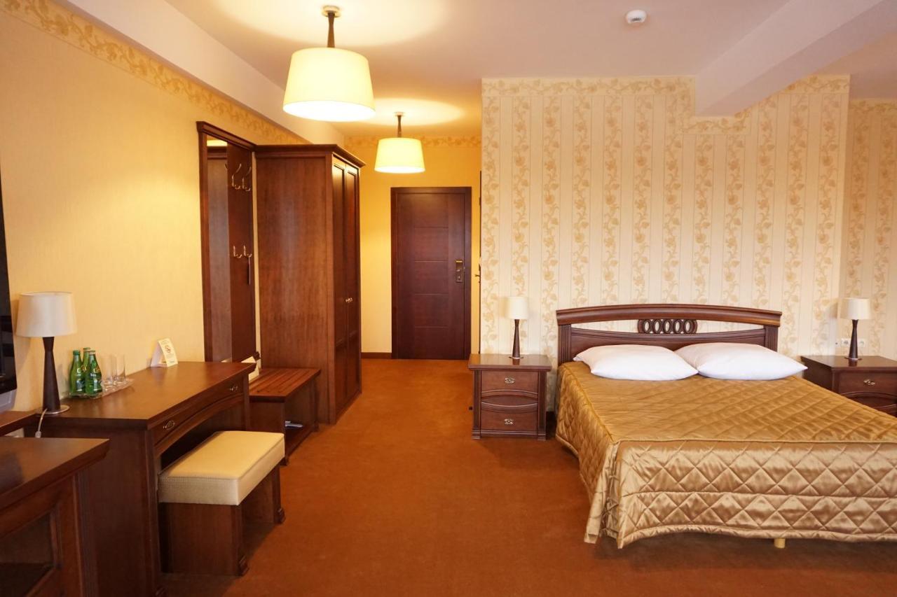 Hotel Mistral 马尔基 外观 照片