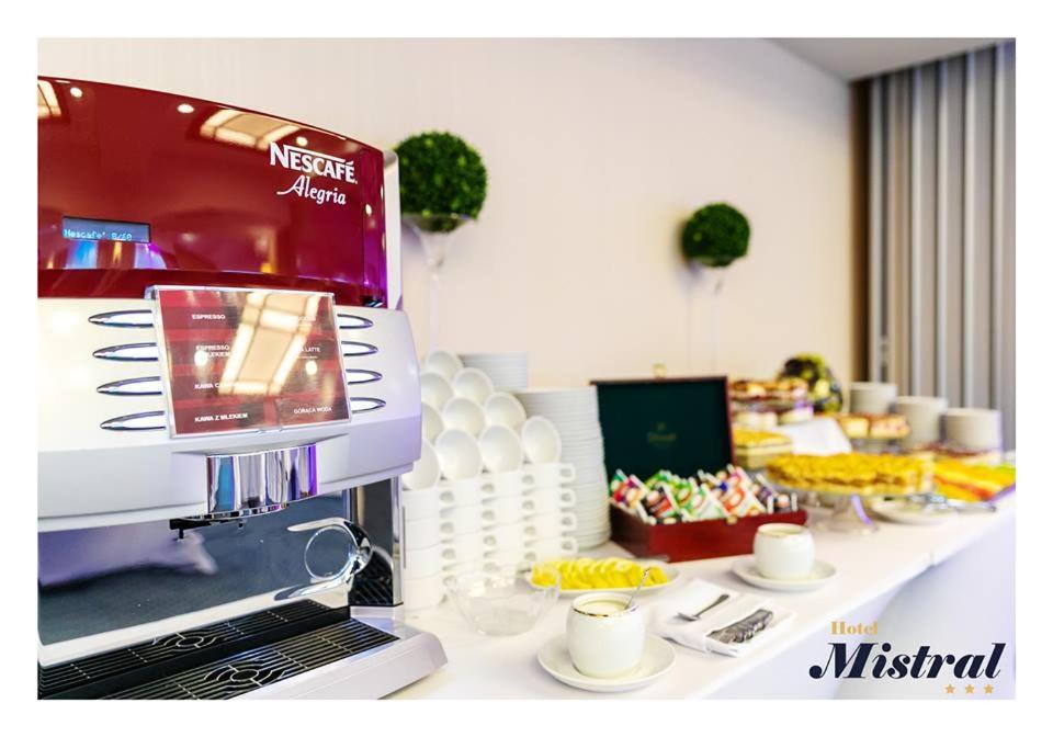 Hotel Mistral 马尔基 外观 照片