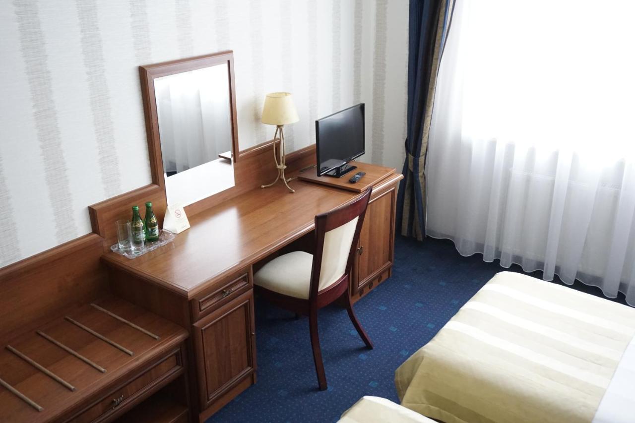 Hotel Mistral 马尔基 外观 照片
